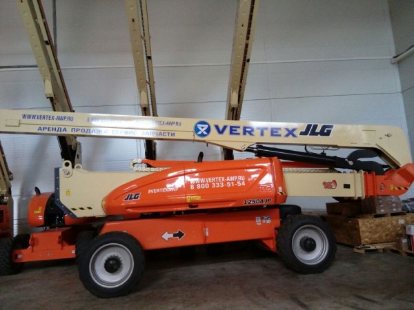 JLG 1250AJP